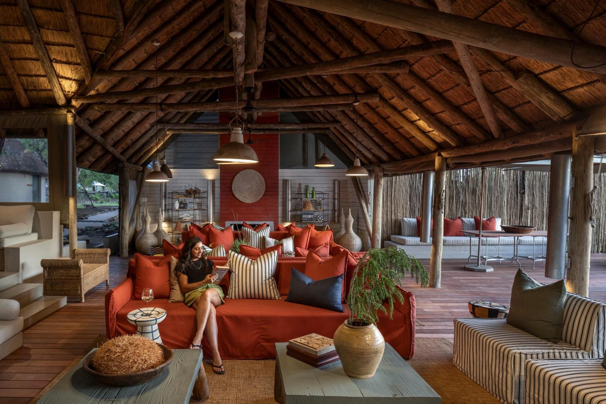 Simbavati River Lodge Тімбаваті-Ґейм-Резерв Екстер'єр фото