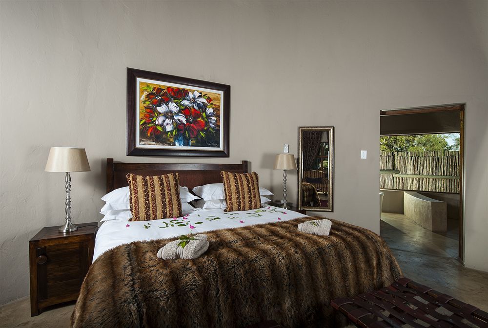 Simbavati River Lodge Тімбаваті-Ґейм-Резерв Екстер'єр фото